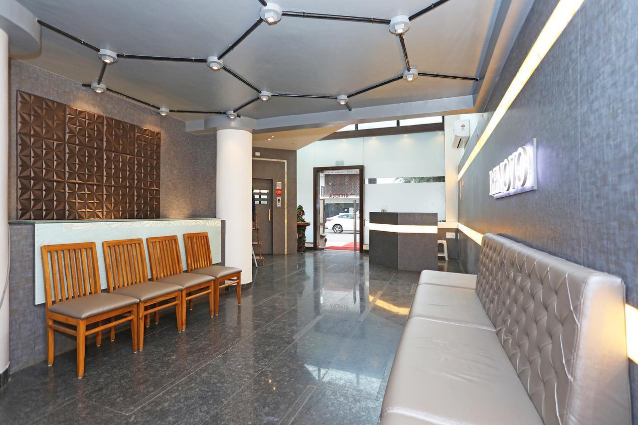 נאסיק Oyo 10672 Hotel Riviera מראה חיצוני תמונה